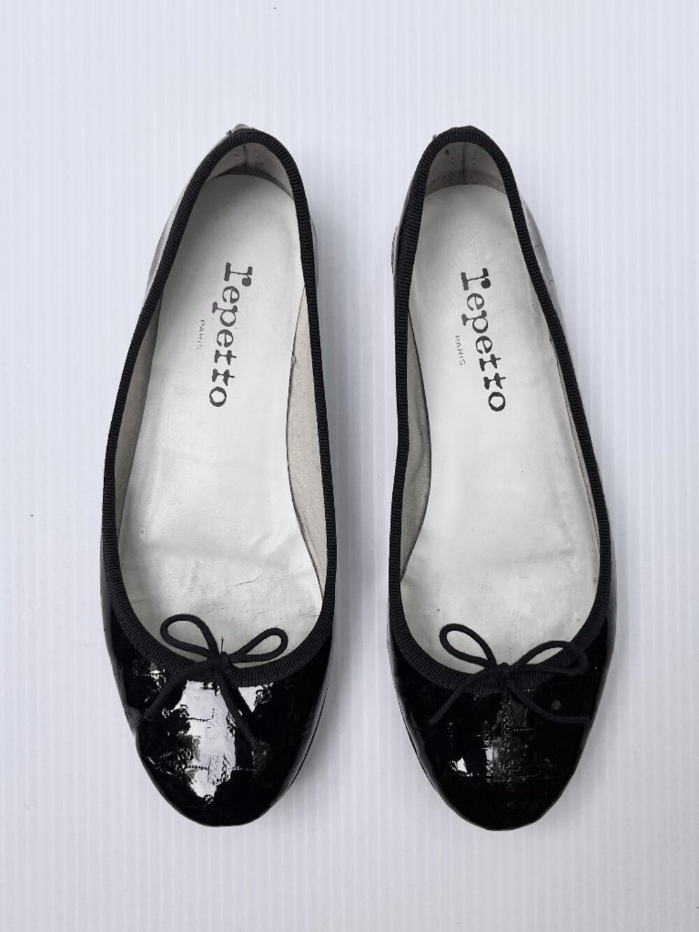 Rare Repetto Cendrillon Patent Leather Flats in Noir - Size 36.5 EU/5.5 US